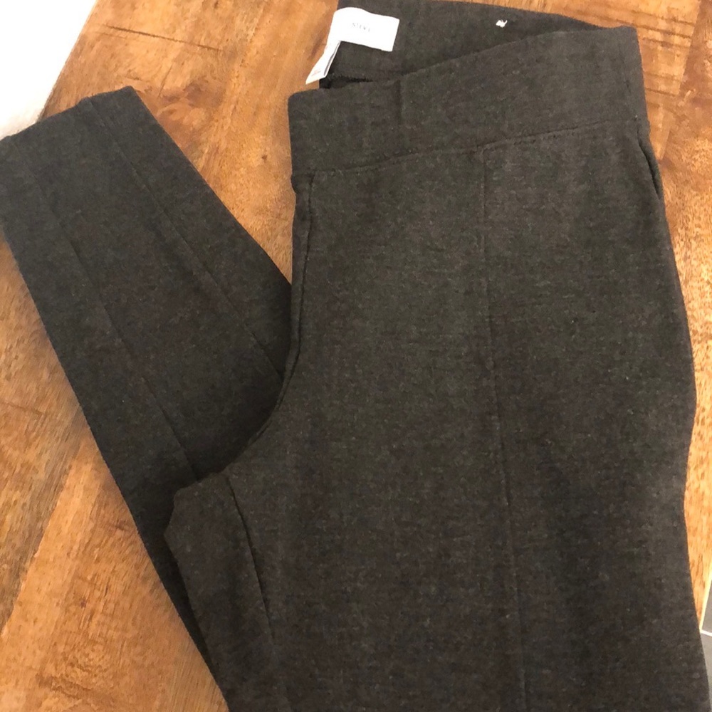 Old Navy Stevie tights, NWOT, S, grey